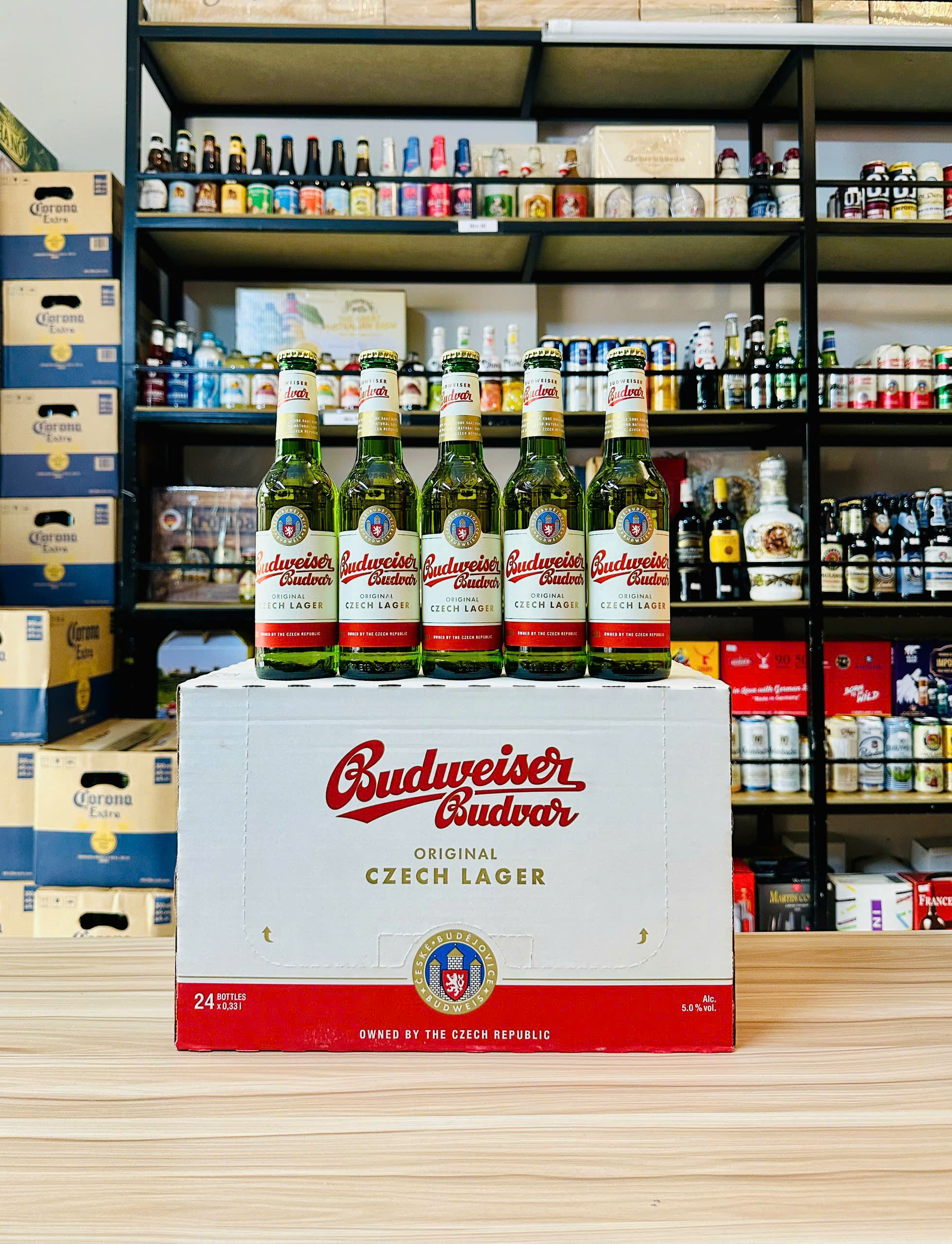 bia-budweiser-budvar-chai-330ml bia-budweiser-budvar-chai-330ml