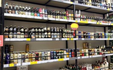 Cửa hàng bia nhập khẩu uy tín: Shop Đồ Uống Nhập Khẩu Đại Lộc 39 Hoa Cúc
